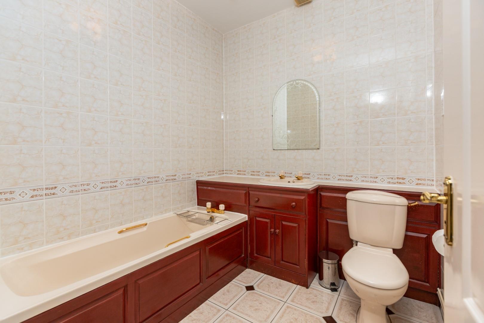 Langland Bay Road, Langland, Swansea, SA3 4QZ